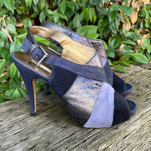 Cynthia Vincent Astrid Metallic Leather Suede Designer Platform Sandals Heels - Picture 1 of 15